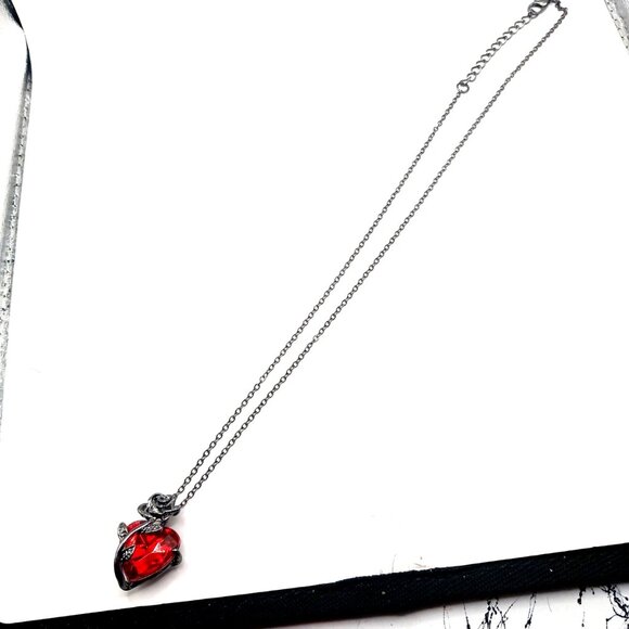 Gothic Red Heart+ Black Rose Pendant 18"-New - Picture 1 of 8